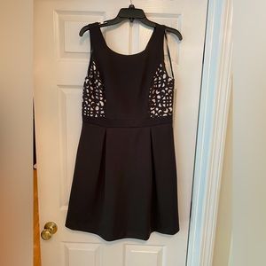 Jessica Simpson dress non smoking home